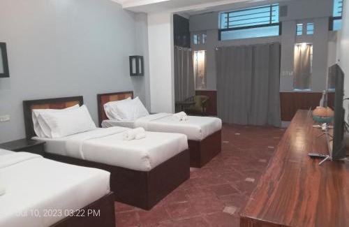 Dumaguete Hotel | Dumaguete Seafront Hotel