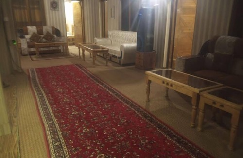 Gilgit Hotel | Dumani Inn Hotel And Restaurant
