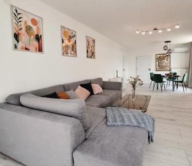 Ujlak Apartamento | Duna Panorama -two-bedroom apartment with terrace