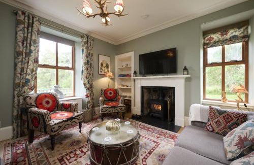 Scaniport Casa | Dunaincroy Farmhouse