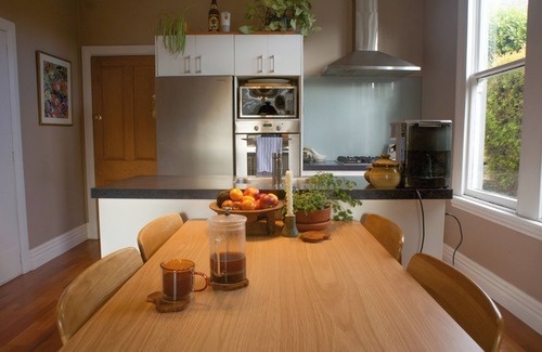 Kaikorai Casa | Dunedin delight - sunny, stylish villa close to town