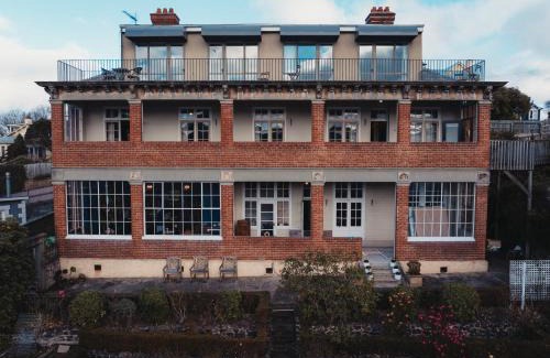 Dunedin City Centre Hotel | Dunedin House- Boutique Hotel