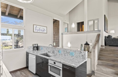 Castroville Casa | Dunes Beach Haven: Amazing Ocean Front Home