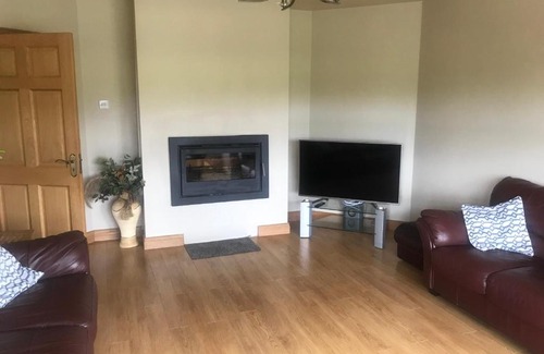 Dungannon Casa | Dungannon 2 Bed Bungalow - Sleeps 5 - Pet Friendly