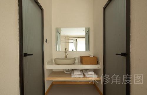 Mingsha Mountain and Crescent Spring Casa | DunHuang Sky Luna Inn