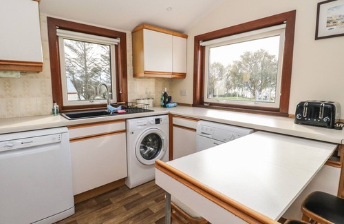 Mallaig Casa | DUNIRA, pet friendly, character holiday cottage in Mallaig