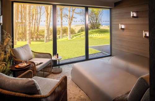 Portrush Hotel | Dunluce Lodge