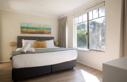 Dunsborough Casa | Dunsborough Bay Retreat - Steps from Beach and Dining