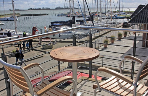 Lemkenhafen Apartamento | DUO OG-Apartamento-De Lujo-Baño privado-Vista a la Marina