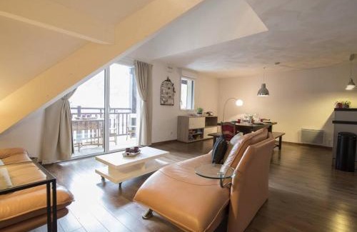 Saint-Lary-Soulan Apartamento | Duplex 10 pers, 98m², cœur du village, balcon, proche télécabine et thermes, parking privé, jacuzzi - FR-1-296-340