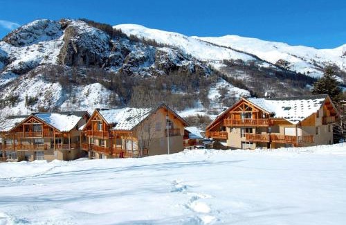 Valloire Apartamento | Duplex 3* 8 pers. à Valloire - Sud-Est, Balcons, Garage, Proche Centre et Remontées - FR-1-263-484