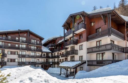Val-d'Isere Apartamento | Duplex 4 pièces avec WiFi, parking et animaux acceptés - FR-1-694-139