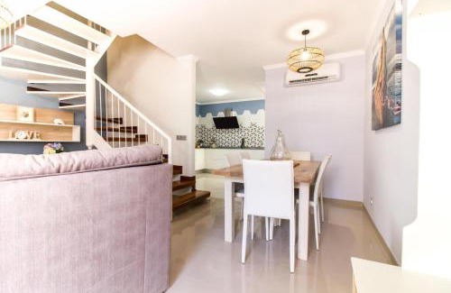 Puerto de las Nieves Apartamento | Duplex Agaete Puerto- terraza y Garage