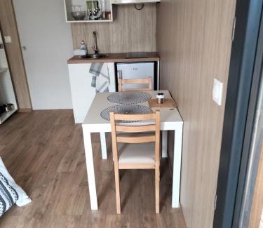 La Chapelle-Saint-Mesmin Casa | Duplex atypique en bois entre ville et verdures