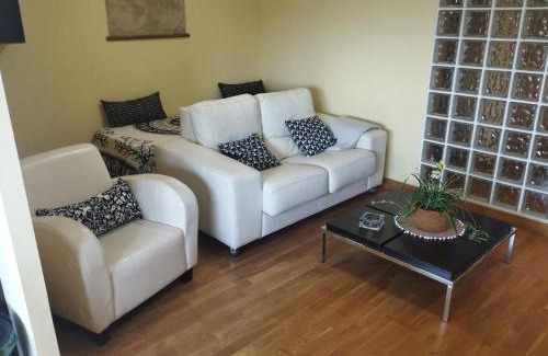 Villamediana de Iregua Apartamento | Duplex con terraza y vistas a la montaña internet aire acondicionado frente a piscinas públicas