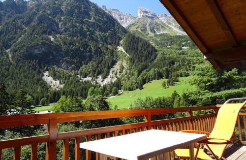 Pralognan-la-Vanoise Apartamento | Duplex Confortable à Pralognan-la-Vanoise avec Wifi et Terrasse Sud, à 400m des Commerces - FR-1-464-56