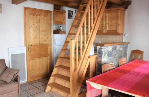 Pralognan-la-Vanoise Apartamento | Duplex Confortable à Pralognan-la-Vanoise avec Wifi et Terrasse Sud, à 400m des Commerces - FR-1-464-56