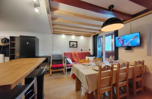 Val-Thorens Apartamento | Duplex cosy 6 pers, 39m², 3 chambres, balcon, accès direct aux pistes, centre Val Thorens - FR-1-545-46