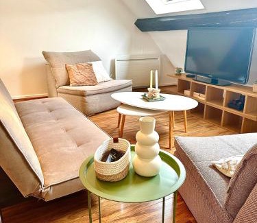 Thionville Apartamento | Duplex cosy en hypercentre de Thionville - 3min à pied de la gare