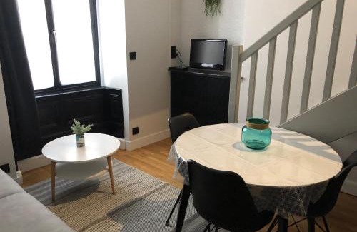 Cholet Apartamento | DUPLEX COSY HYPER CENTRE CHOLET