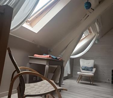 Les Mesnuls Apartamento | Duplex dans belle propriété avec piscine