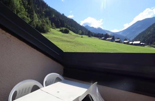 Beaufort Apartamento | Duplex ensoleillé 40m² pour 4 pers. - Loggia, Wifi, proche commerces et navette enfants - FR-1-342-259