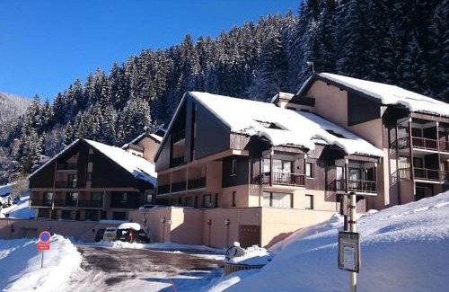 Beaufort Apartamento | Duplex ensoleillé 40m² pour 4 pers. - Loggia, Wifi, proche commerces et navette enfants - FR-1-342-259