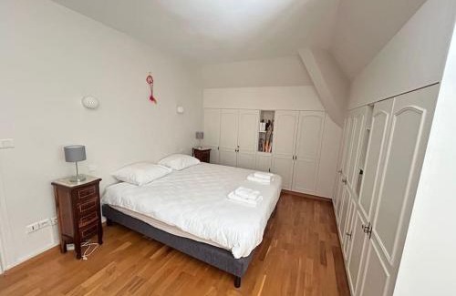 Le Beau Site Apartamento | Duplex familial et confortable proche Zénith