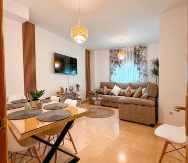 San Lorenzo Apartamento | Duplex Fuente Piedra Escrita