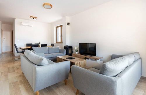 Skofljica Apartamento | Duplex Holiday Apartment