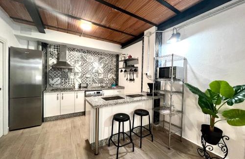 Jardin de la Abadia Apartamento | Duplex Huelin III & Beach by ELE Apartments