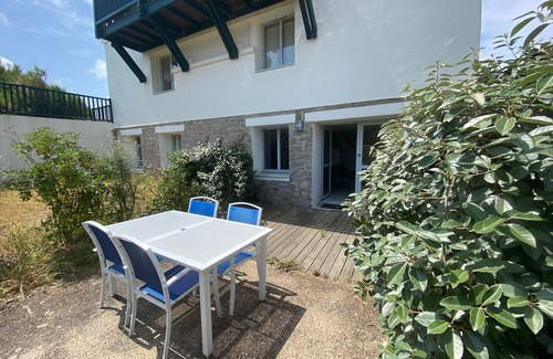Batz-sur-Mer Apartamento | Dúplex en Batz-sur-Mer con piscina, cerca de la playa, para 6 personas