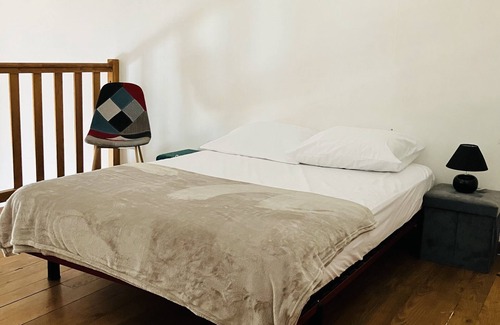 Fontaine-de-Vaucluse Apartamento | Duplex in the heart of the village