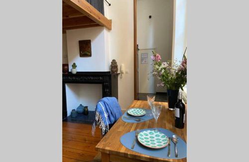 University District Apartamento | Duplex in historical centre with private courtyard