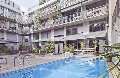 El Putget i Farro Apartamento | Dúplex en el Centro de Barcelona con Piscina