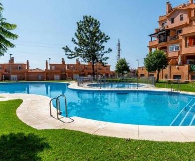 Torre de Benagalbon Apartamento | Duplex La Calma, with views of the sea and mountains