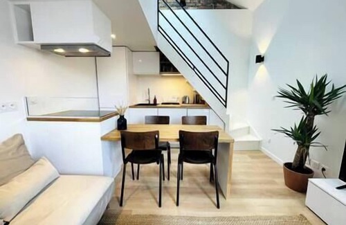 Les Puces de Saint-Ouen Apartamento | Duplex Loft industrial, Mercado St Ouen, Silencio
