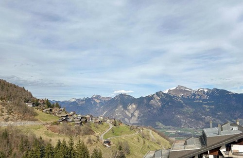 Vionnaz Apartamento | Duplex lumineux avec vue