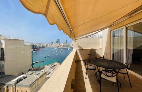Tower Road Apartamento | Duplex Penthouse in Sliema