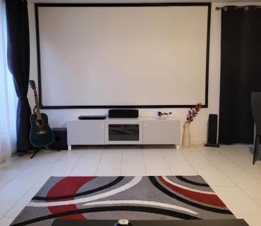 Chessy Apartamento | Duplex proche Disney avec écran cinéma