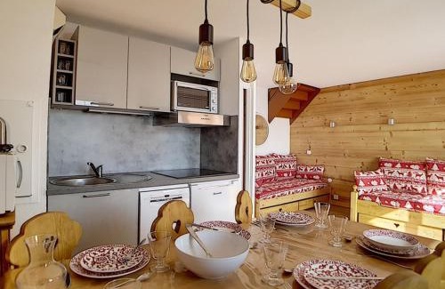 Reberty Apartamento | Duplex rénové avec balcon, proche des pistes, TV, lecteur DVD, parking, commerces à 50m - FR-1-344-789