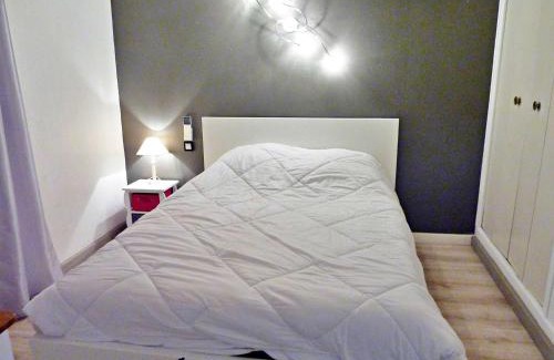 Marseillan Plage Apartamento | Duplex rénové avec clim, terrasse et parking à Marseillan - FR-1-387-162