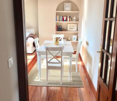 Centro de la ciudad de Gijón Apartamento | Duplex soleado, Calle Corrida, Casco Antiguo