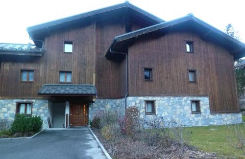 Samoens Apartamento | Duplex spacieux avec piscine couverte, balcon et parking, à 300m du centre et proche des pistes - FR-1-624-137