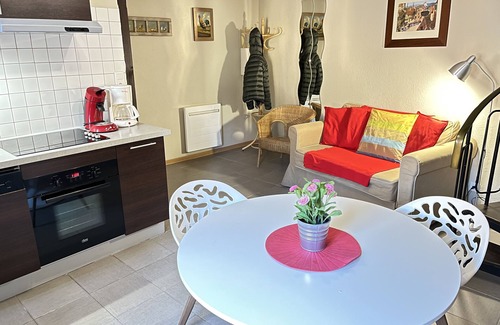 Eguisheim Apartamento | Duplex St Léon*** located in Eguisheim with private parking and 10km from Colmar