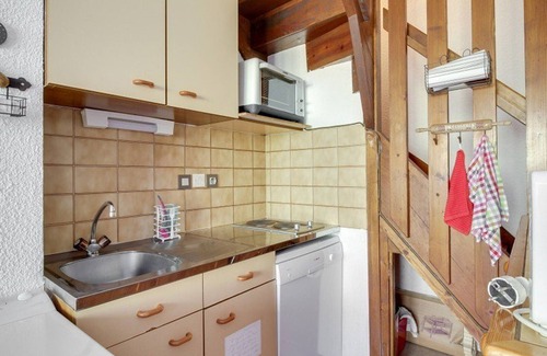 Esquieze-Sere Apartamento | Apartamento Dúplex T3 para 6 pers. con Chimenea y Balcón en Esquièze-Sère