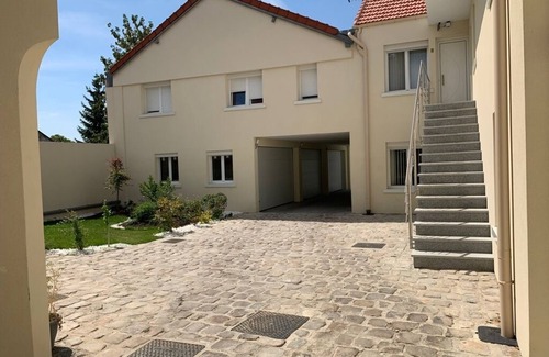 Le Pin Apartamento | APARTAMENTO DUPLEX T3 R + 1, 6 APARTAMENTOS PARA DORMIR
