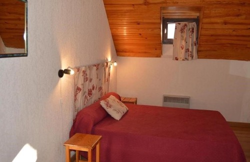 Esquieze-Sere Apartamento | Duplex T4 7 pers avec terrasse et parking à Esquièze-Sère - FR-1-402-73