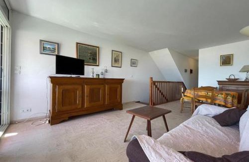 Saint-Georges-de-Didonne Apartamento | Duplex vue mer en résidence.