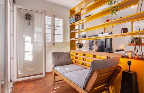 Castillo de Sabinillas Apartamento | Duquesa port studio apartment - bright sunlit terrace